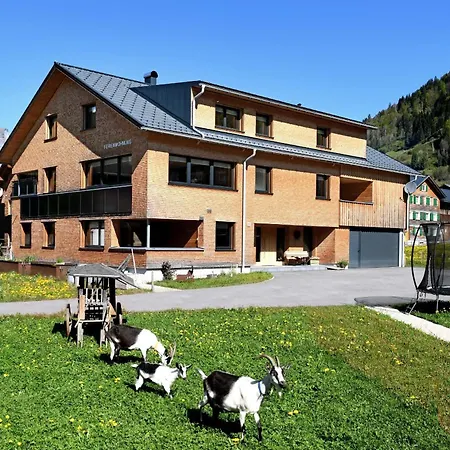 Haus Bianca Farm stay